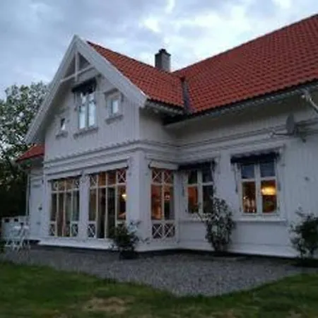 Villa Luxury Wooden In Norwegian Archipelago